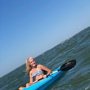 Meet your Posher, Mara